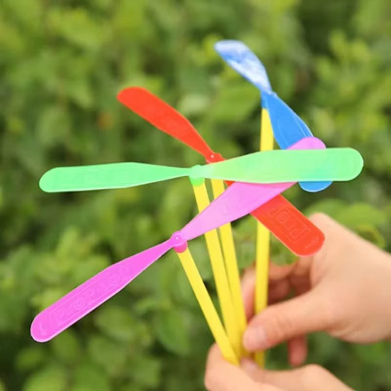 LED Luminous Bamboo Dragonfly  - огляд і ціна Kids Outdoor Movie Night